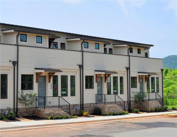 245 White Street NW, Marietta, GA 30060