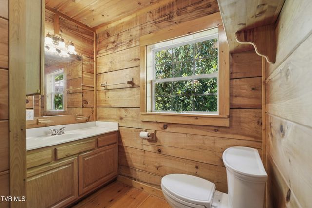 2210 Norris Road, Butler, TN 37640