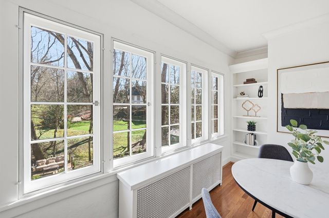 55 S Vernon Lane, Fort Thomas, KY 41075