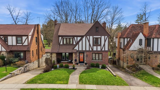 55 S Vernon Lane, Fort Thomas, KY 41075