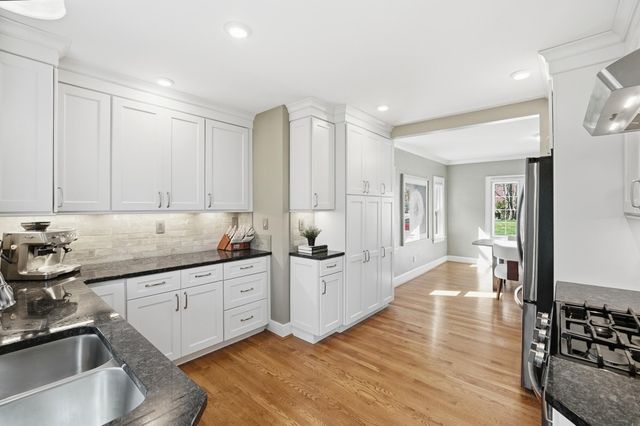 55 S Vernon Lane, Fort Thomas, KY 41075