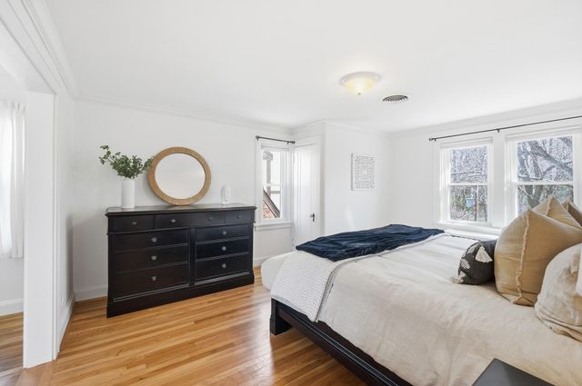 55 S Vernon Lane, Fort Thomas, KY 41075