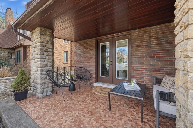 55 S Vernon Lane, Fort Thomas, KY 41075