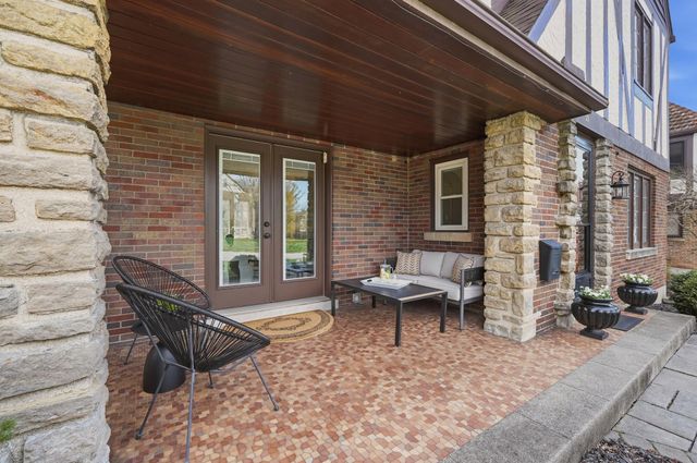 55 S Vernon Lane, Fort Thomas, KY 41075