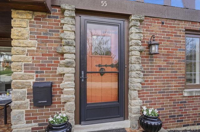 55 S Vernon Lane, Fort Thomas, KY 41075