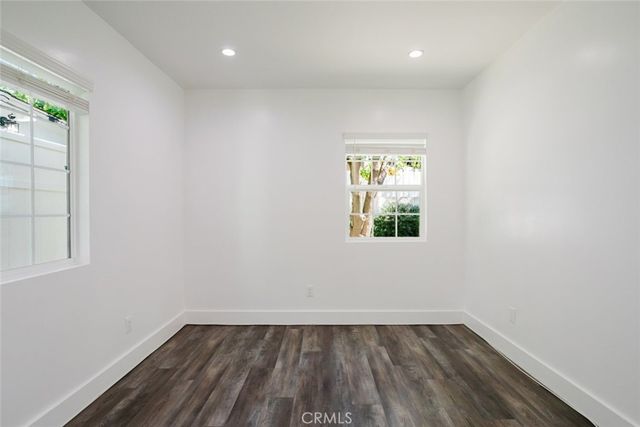 13521 Hamlin Street, Van Nuys, CA 91401