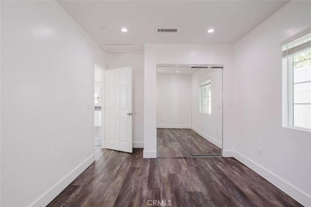 13521 Hamlin Street, Van Nuys, CA 91401