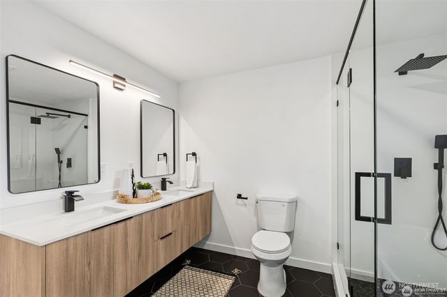4002 Courtland Place S, Seattle, WA 98118