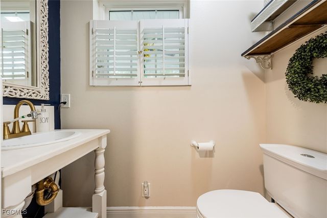 1444 Winchester AVE E, Labelle, FL 33935