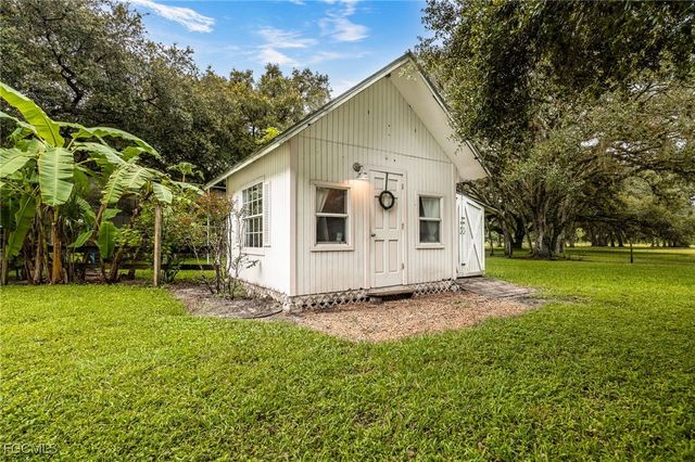 1444 Winchester AVE E, Labelle, FL 33935