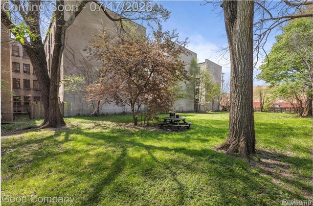 1031 Hubbard Street, Detroit, MI 48209