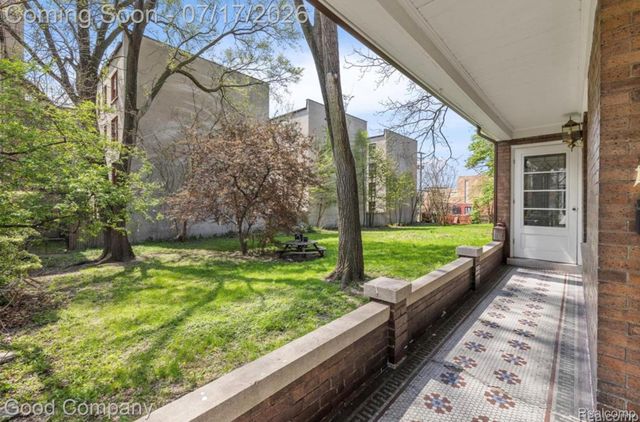 1031 Hubbard Street, Detroit, MI 48209