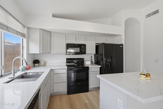 9854 E OSAGE Avenue, Mesa, AZ 85212