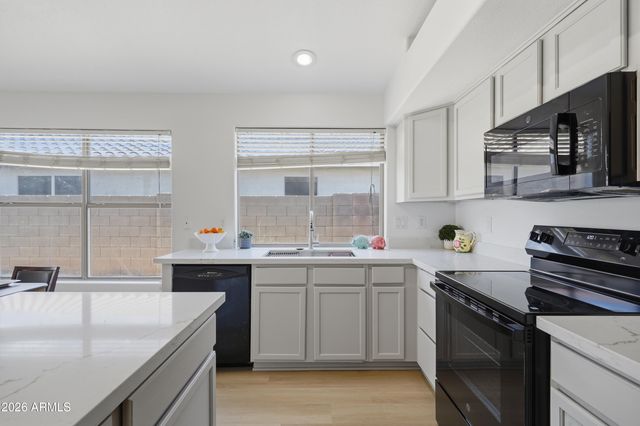 9854 E OSAGE Avenue, Mesa, AZ 85212