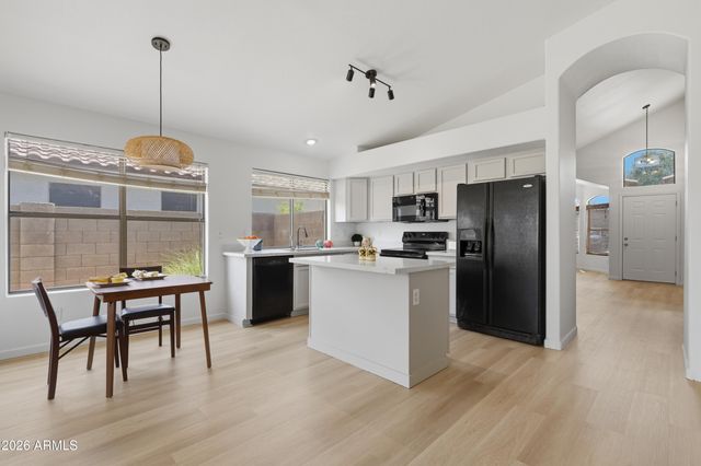 9854 E OSAGE Avenue, Mesa, AZ 85212