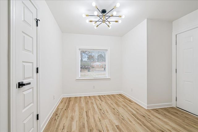 5186 BROKEN OAK DR, Memphis, TN 38119