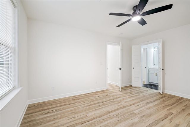 5186 BROKEN OAK DR, Memphis, TN 38119