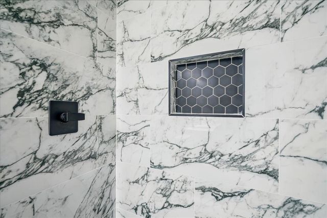 5186 BROKEN OAK DR, Memphis, TN 38119