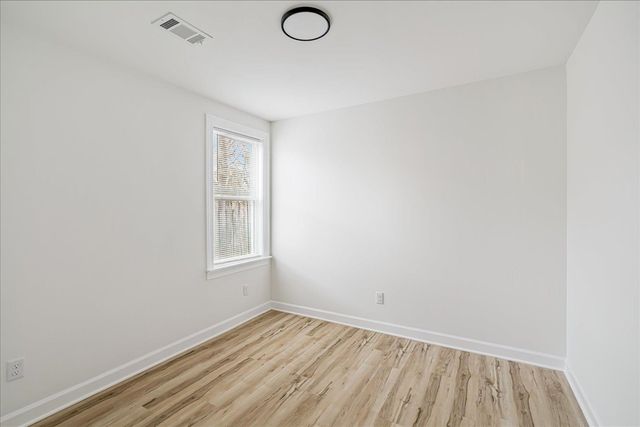 5186 BROKEN OAK DR, Memphis, TN 38119