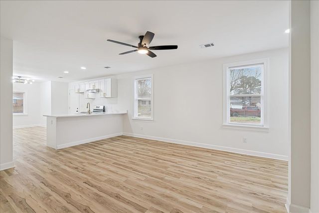 5186 BROKEN OAK DR, Memphis, TN 38119