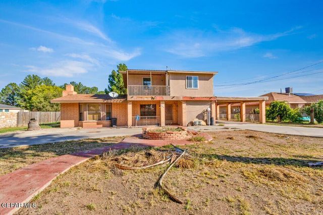 143 LA CIENEGA Drive, Socorro, TX 79927
