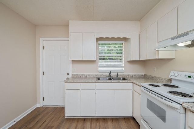 709 Greenwood Street B, Fort Walton Beach, FL 32547