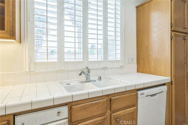 1065 Vaquero Circle, Oxnard, CA 93030