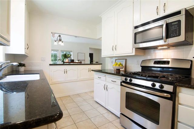 347 W Spazier Avenue, Burbank, CA 91506