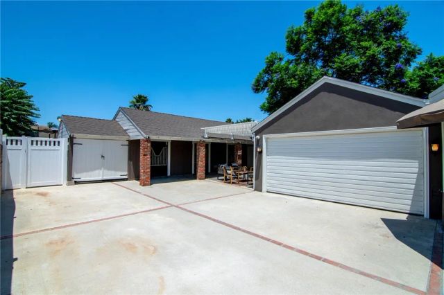 347 W Spazier Avenue, Burbank, CA 91506