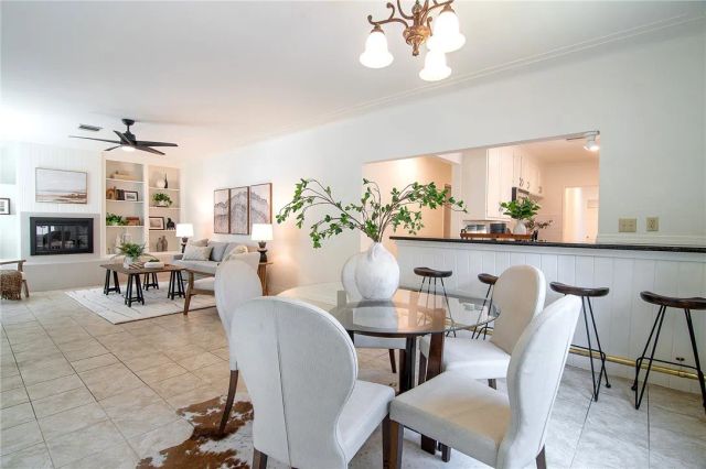 347 W Spazier Avenue, Burbank, CA 91506