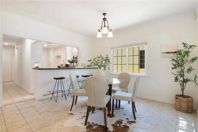 347 W Spazier Avenue, Burbank, CA 91506