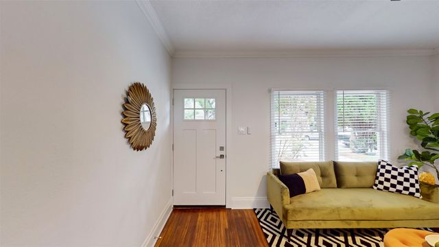 5519 Worth Street, Dallas, TX 75214