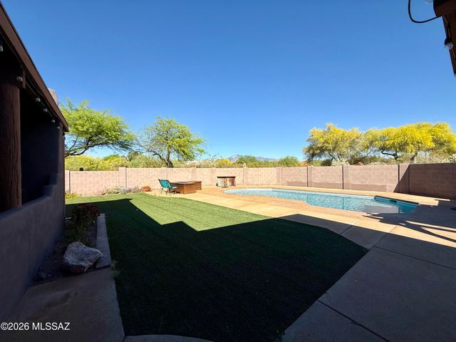 9207 S Placita Saguaro Solitario, Vail, AZ 85641