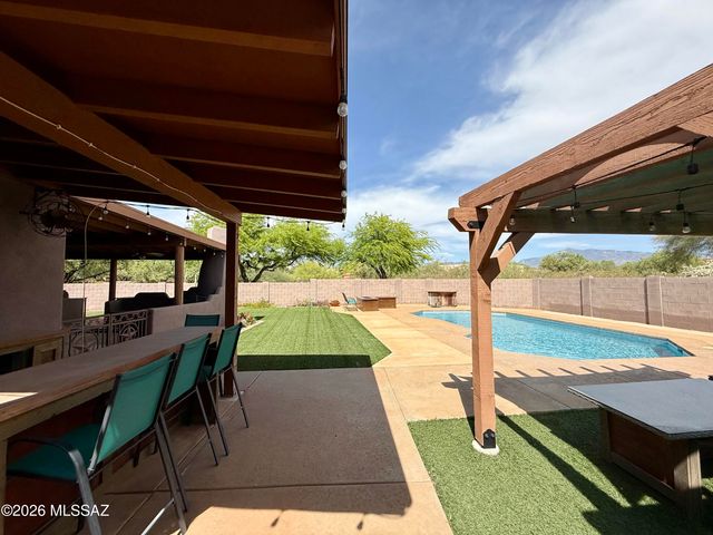 9207 S Placita Saguaro Solitario, Vail, AZ 85641
