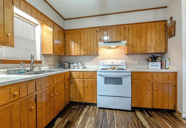 311 E 2nd Street, Lonoke, AR 72086