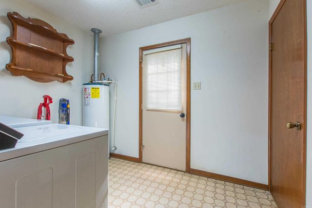 311 E 2nd Street, Lonoke, AR 72086