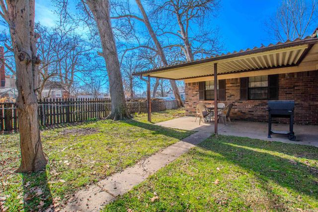 311 E 2nd Street, Lonoke, AR 72086