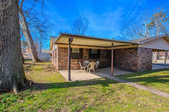 311 E 2nd Street, Lonoke, AR 72086