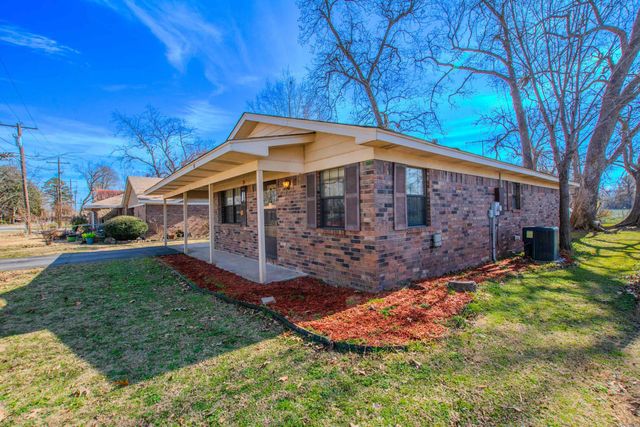 311 E 2nd Street, Lonoke, AR 72086