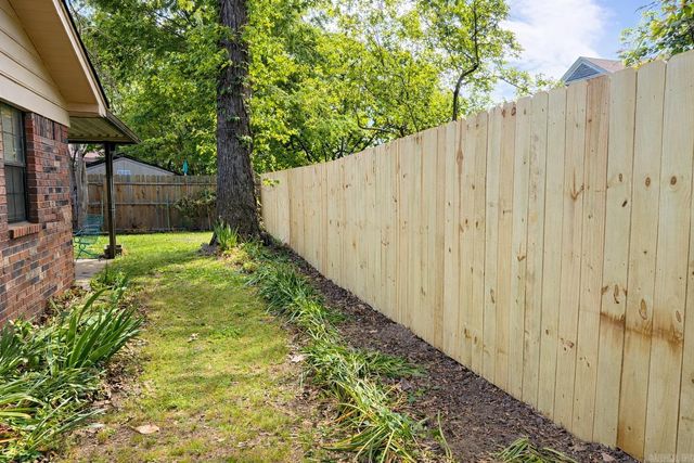 311 E 2nd Street, Lonoke, AR 72086