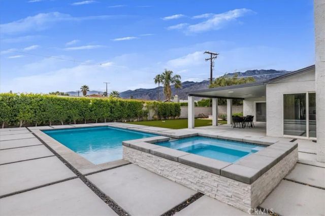 2811 E Sandia, Palm Springs, CA 92262