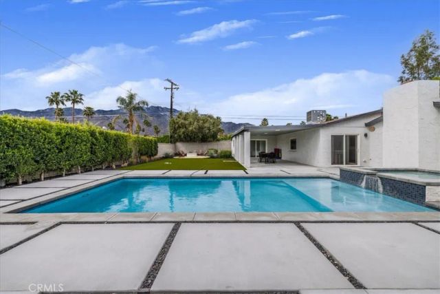 2811 E Sandia, Palm Springs, CA 92262