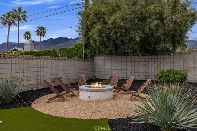 2811 E Sandia, Palm Springs, CA 92262