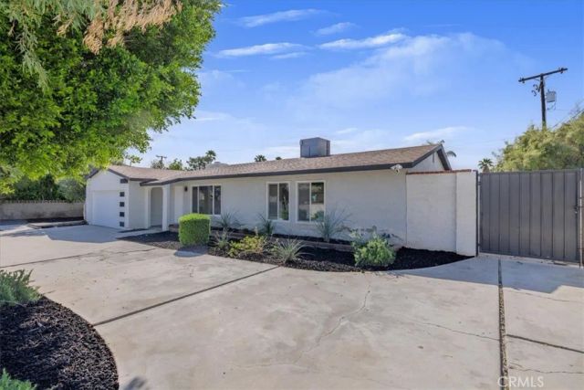 2811 E Sandia, Palm Springs, CA 92262