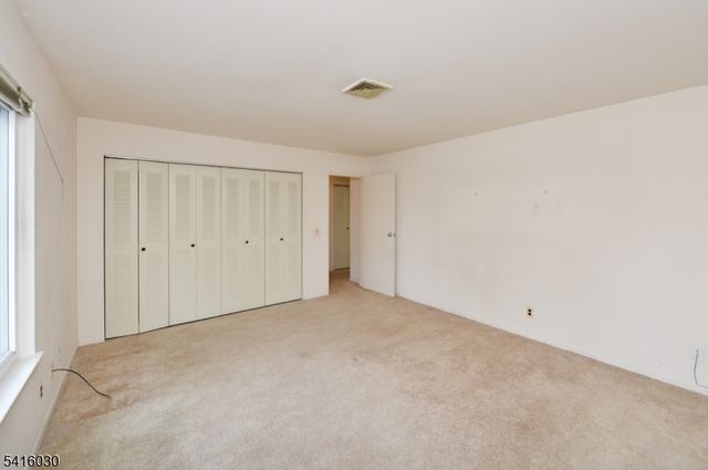 50 Rock Rd 7A, Hawthorne Boro, NJ 07506