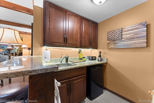 44962 Steeplepath, Novi, MI 48375