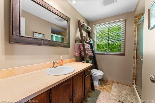 44962 Steeplepath, Novi, MI 48375