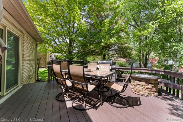 44962 Steeplepath, Novi, MI 48375
