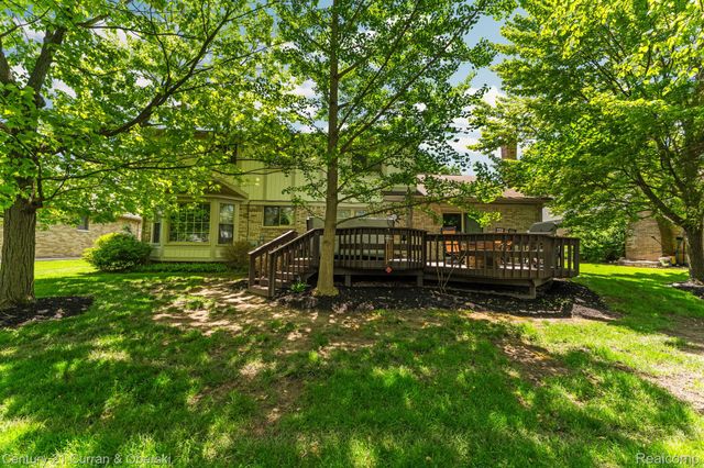 44962 Steeplepath, Novi, MI 48375