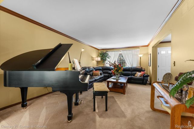 44962 Steeplepath, Novi, MI 48375